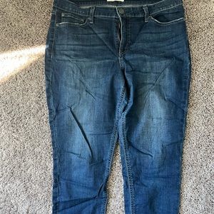 Lauren Conrad capri jeans